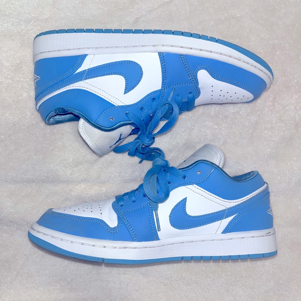 Wmns Air Jordan 1 Low ‘UNC’